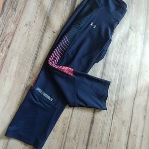 Under Armour. Navy and pink cropped exercise pants